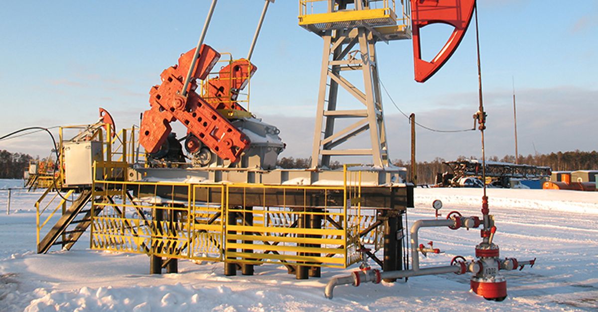 Оборудование для добычи нефти. Оборудование для добычи нефти. Аппарат для добычи нефти. Машина для добычи нефти. Качалка нефти.