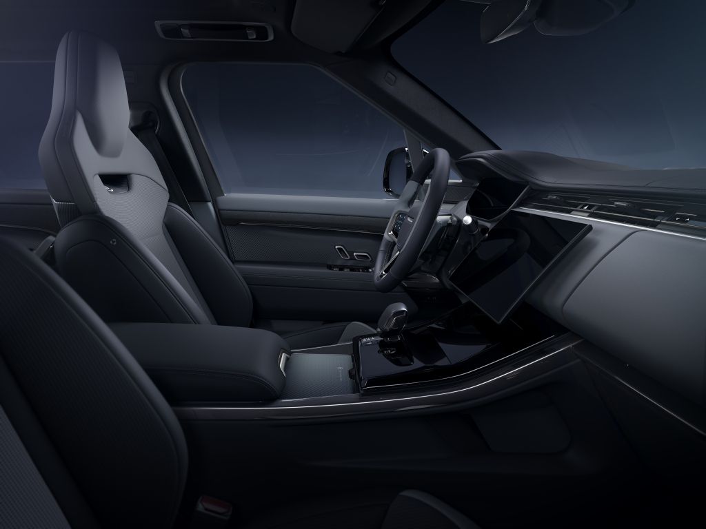 Обновленное лого Porsche, «заряженный» RRS SV и автопилот Jeep 2149475 — Kapital.kz 