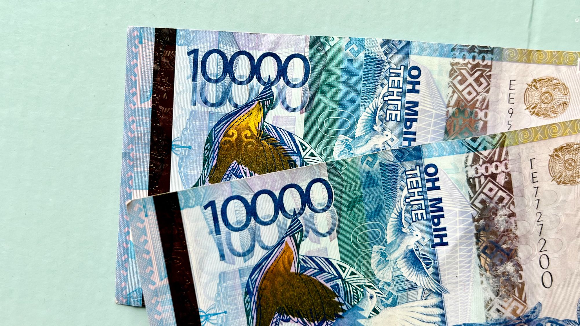 100 сум в тенге. Тенге сум. тенге на сум узбекистан. 1500 тенге в сумах.