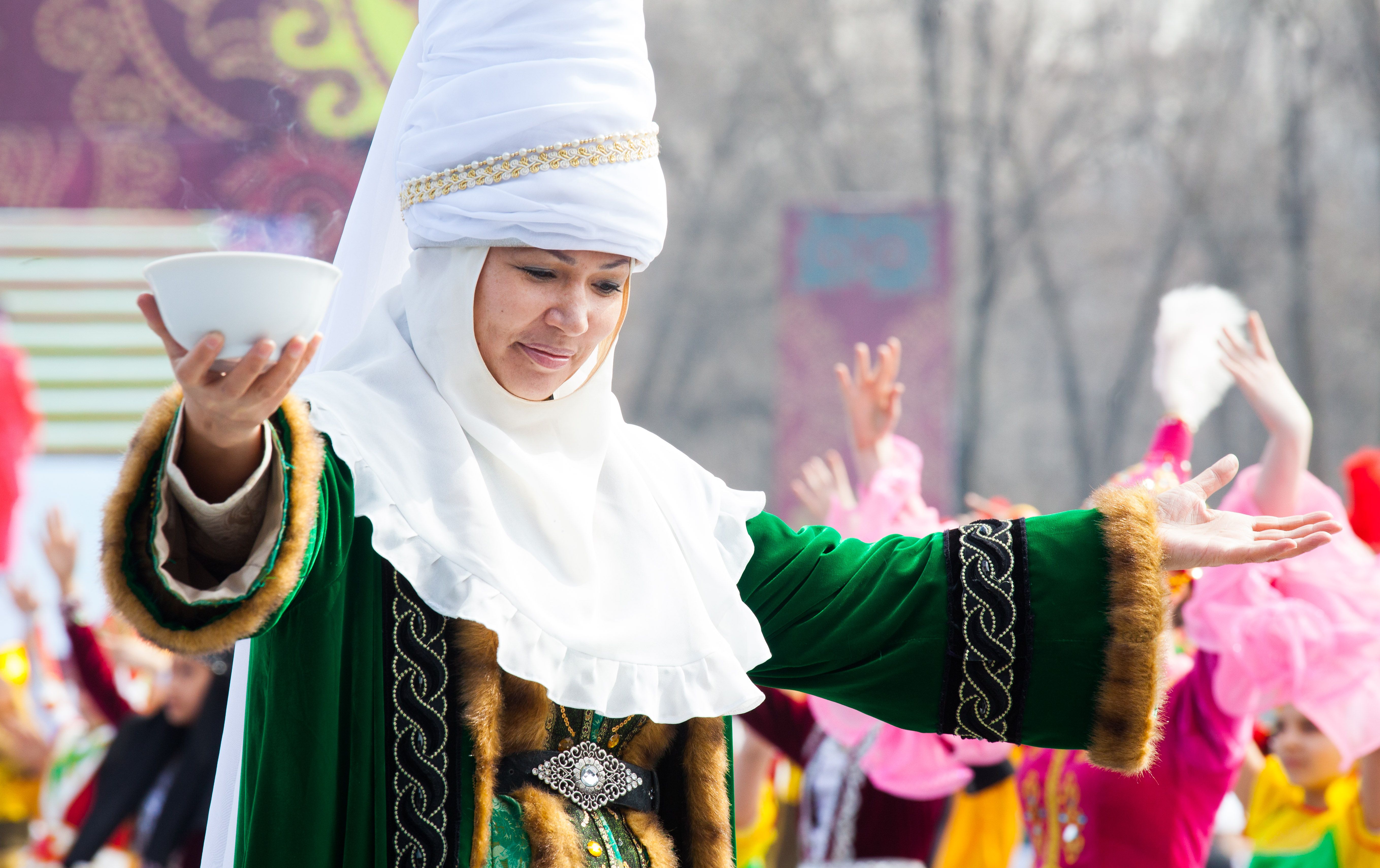 Навруз 2024 фото. Праздник Наурыз в Казахстане. С праздником Наурыз. Наурыз в Шымкенте. Шашу.