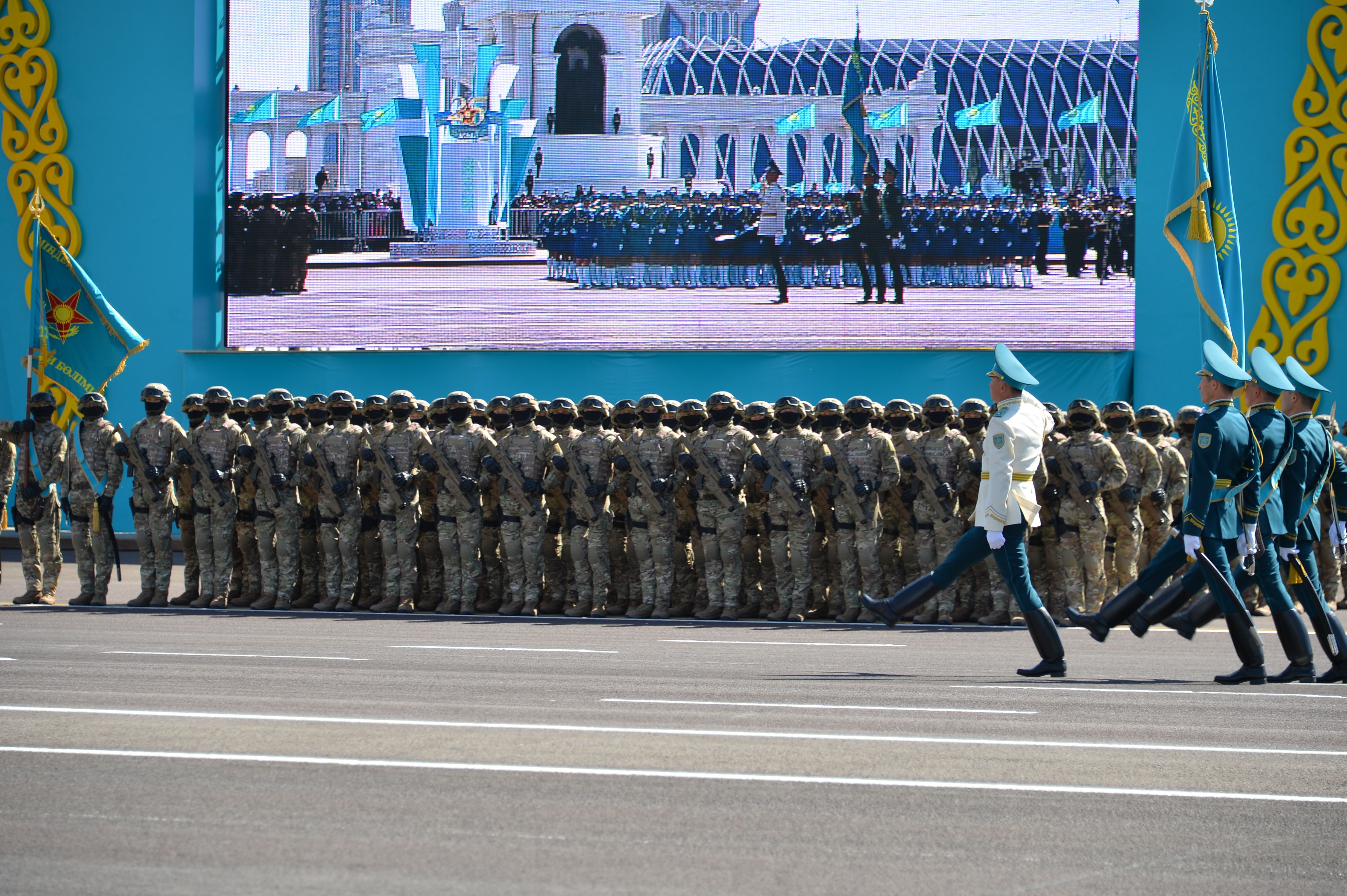 7 мая можно. Парад Победы в Казахстане. 7 Мая Вооруженных сил Республики Казахстан. Армия Казахстана парад. Парад в Астане.