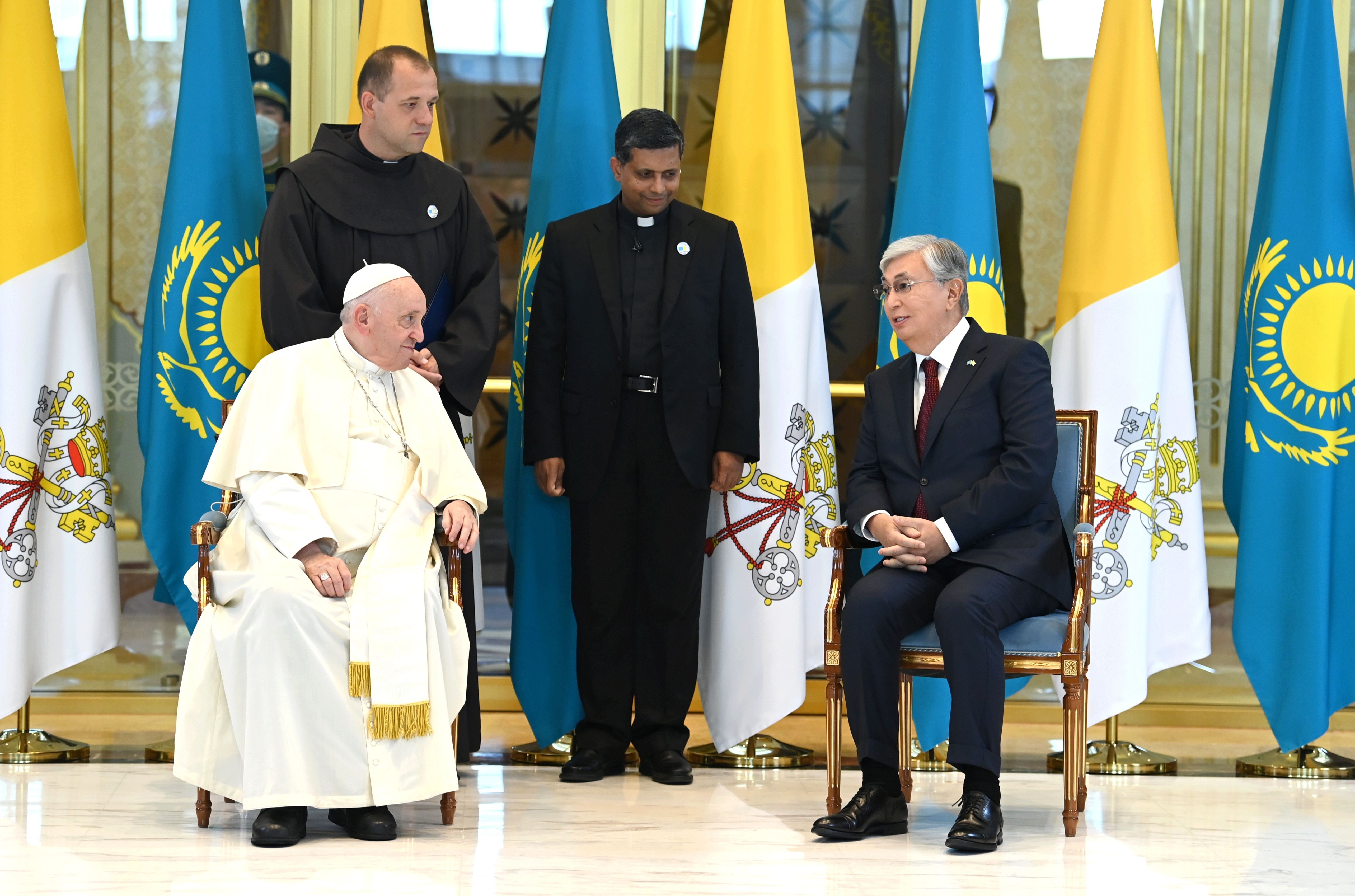 В Казахстан прибыл Папа Римский Франциск - Kapital.kz
