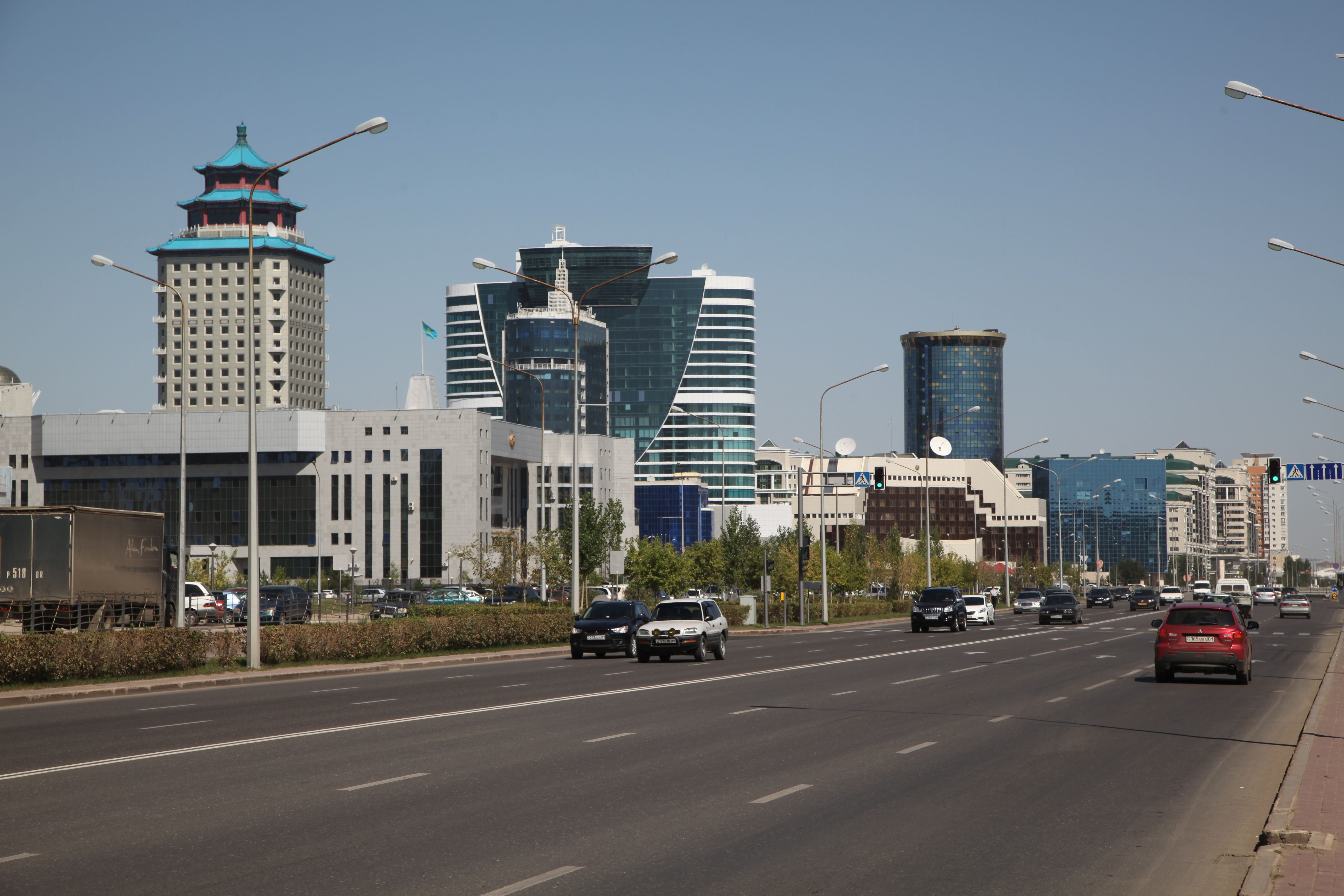 улицы в нурсултане. улицы в нурсултане. центральная улица левого берега астаны казахстан. нурсултан улицы. улицы в нурсултане.