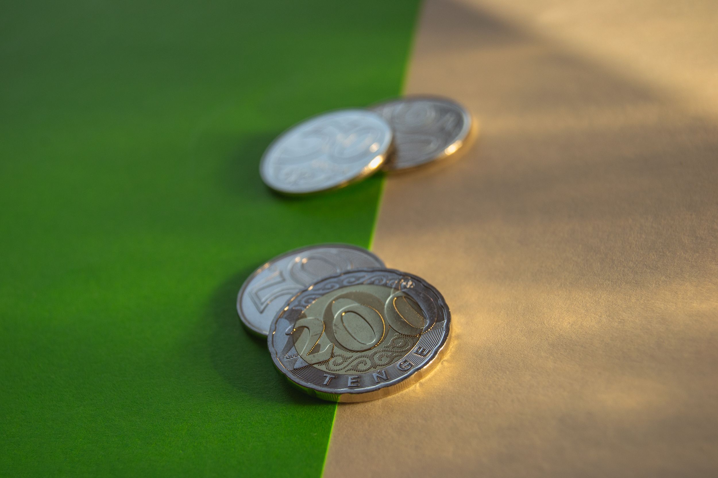 1500000000 тенге в рублях. Деньги тенге. Курс доллара. 45 долларов в тенге. Доллар обмен.