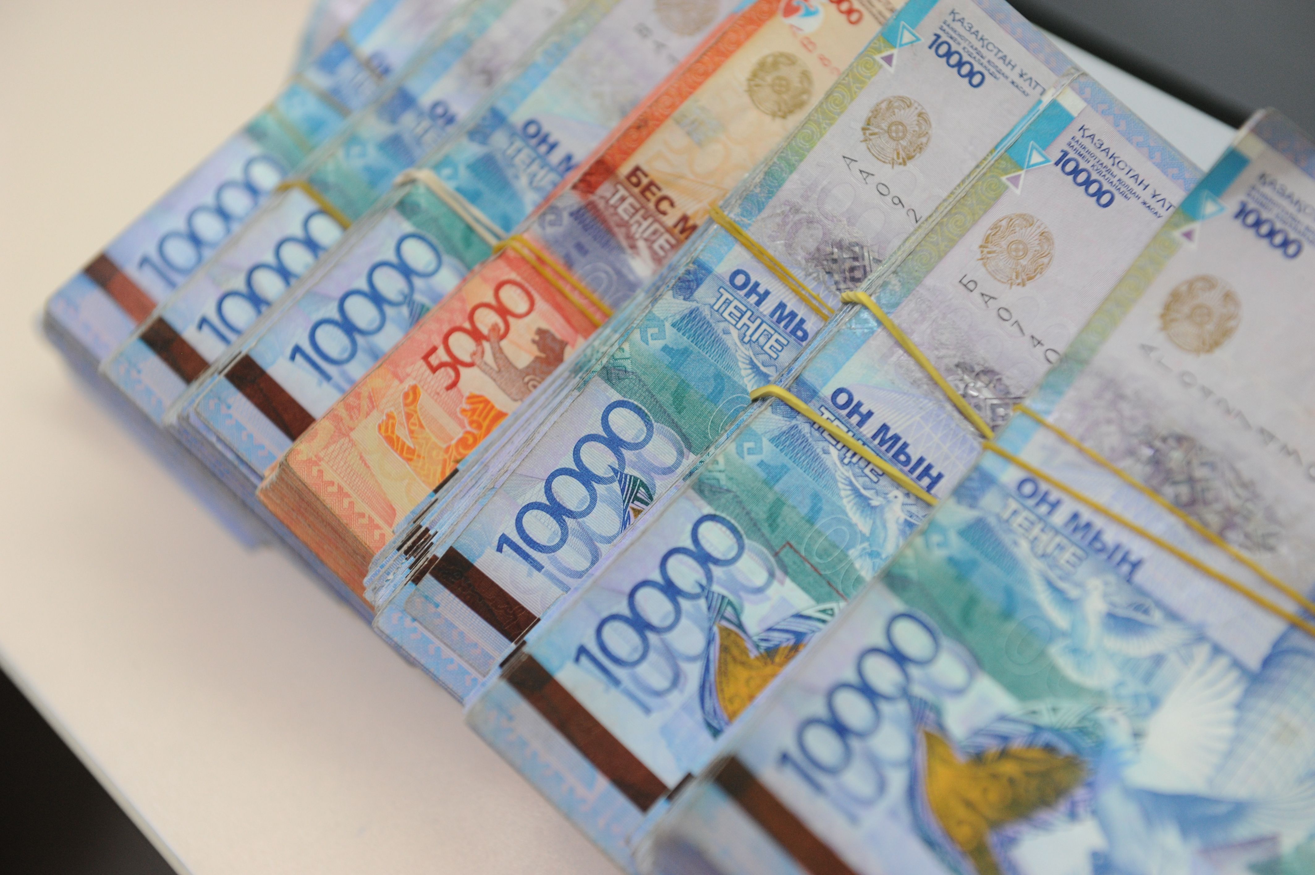 1000000 тенге. казахские деньги. деньги тенге. казахские деньги. деньги казахстана.