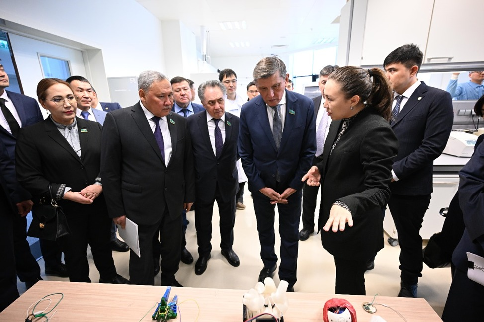 Назарбаев Университет — лидерство  в инновациях 2639214 — Kapital.kz 