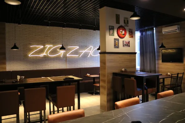 Кафе-бар Zigzag Bar