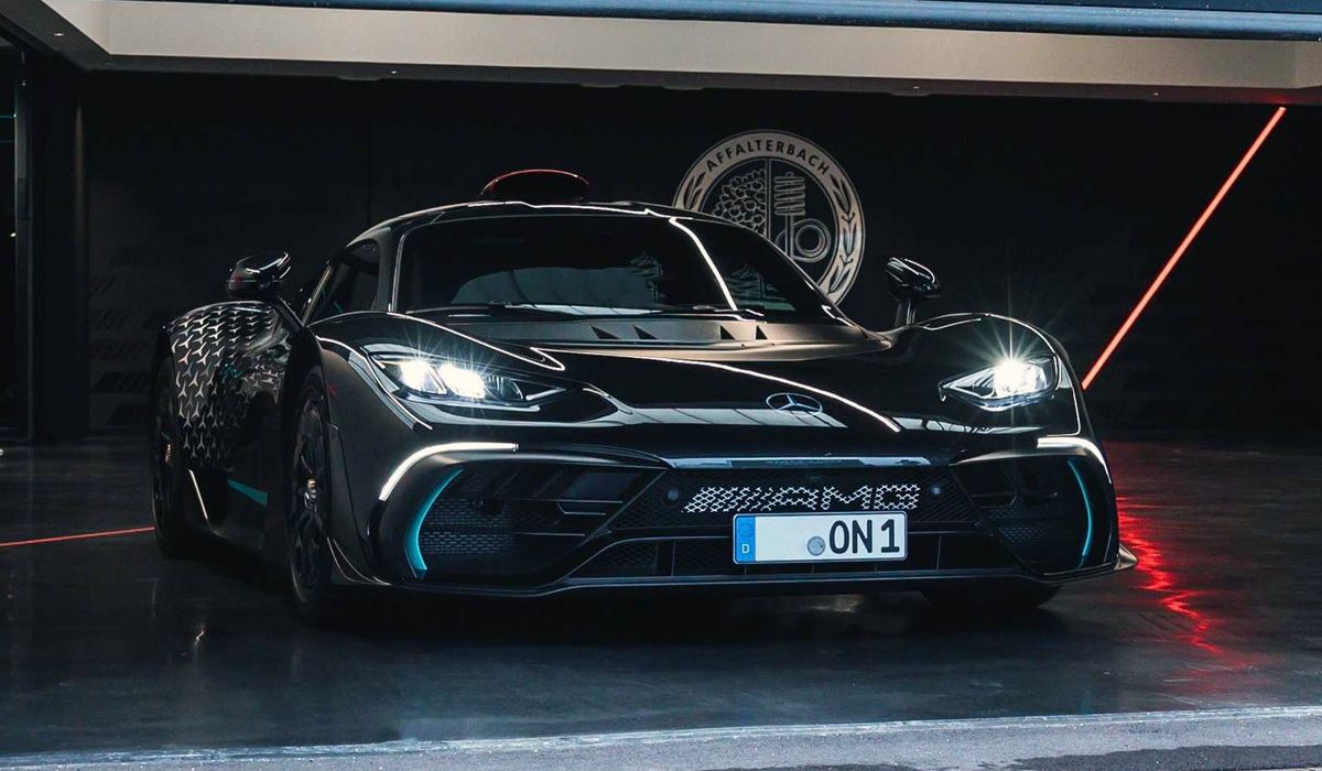 Авто года в Европе, гибридный Corvette и первый товарный AMG One - новости  Kapital.kz