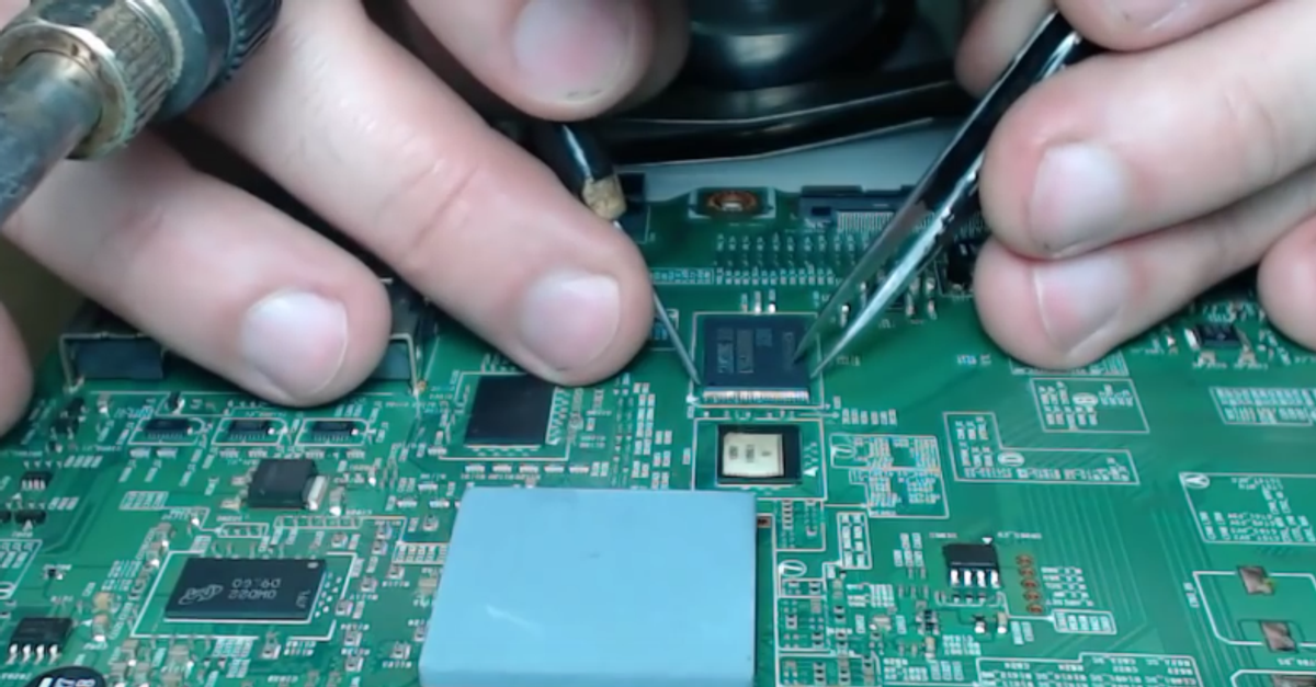 Микросхемы samsung. Контакты микросхемы. Телевизионные микросхемы самсунг. Микросхемы чипы самсунг. Микросхема памяти телевизора самсунг.