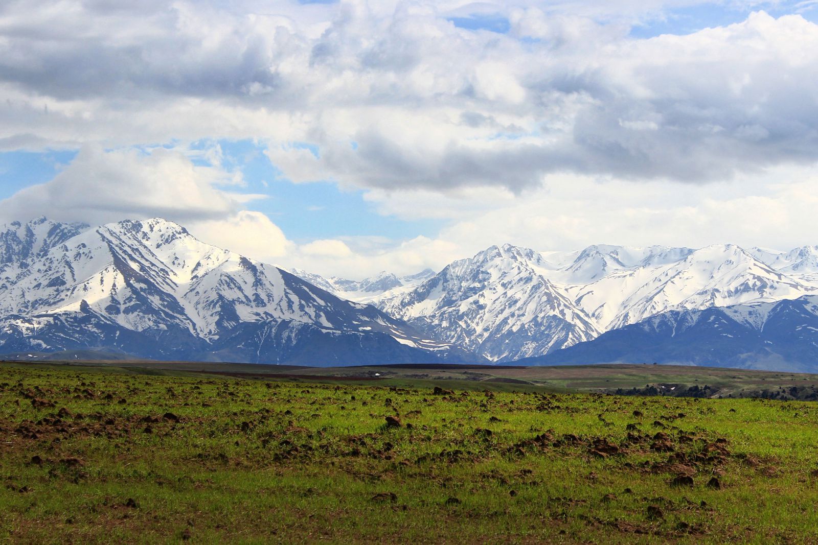 Казахстан горы Тюлькубас