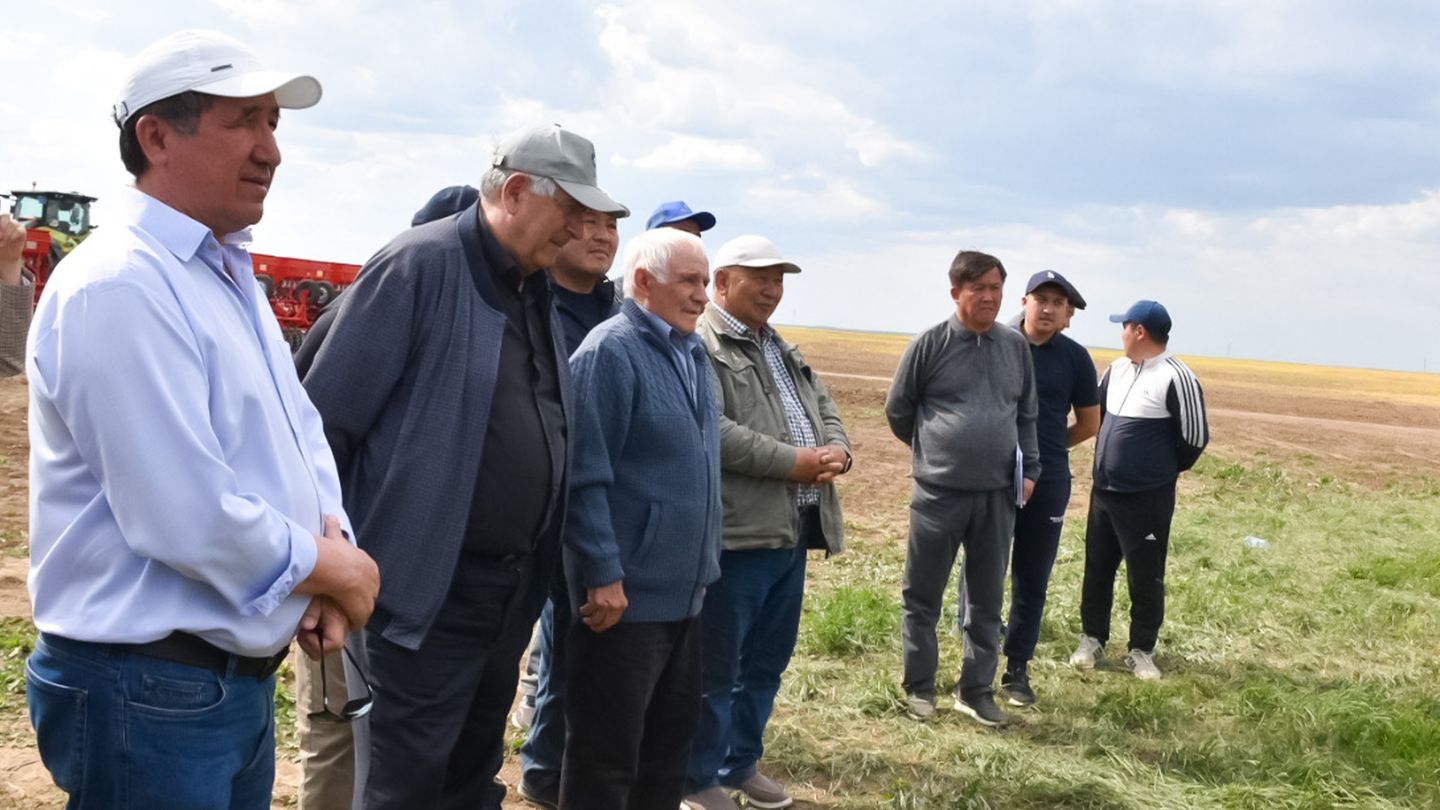 В Актюбинской области фермерам, купившим дождевальные машины, реструктуризируют кредиты  3054099 — Kapital.kz 