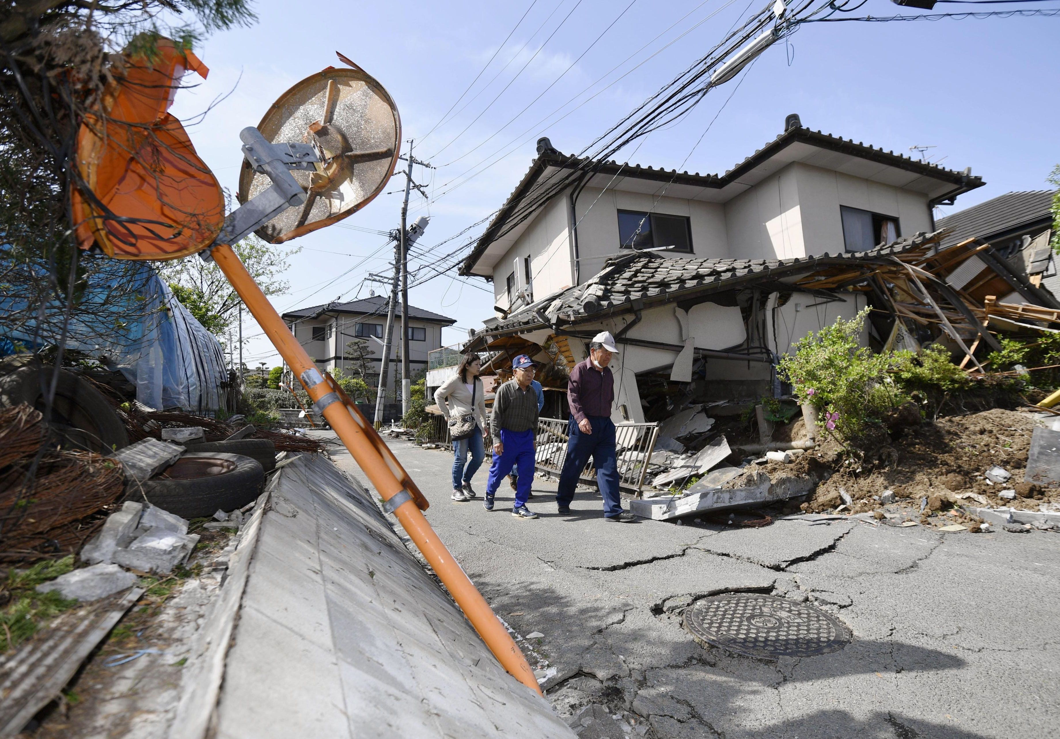 Напомним, 11 марта 2011 года, Японию потрясли чудовищное землетрясение магнитудой 9,0 и цунами, в результате которых, по официальным данным, погибли или пропали без вести почти 18,5 тыс. человек.