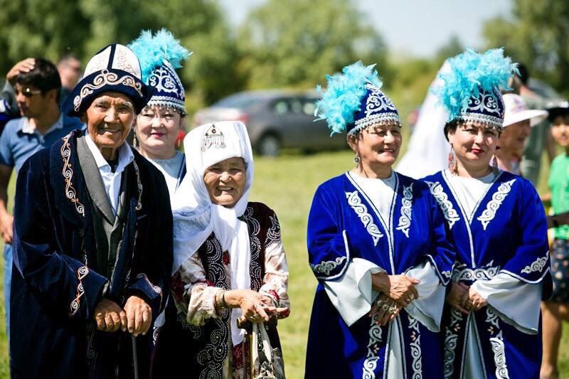 Люди в казахстане фото