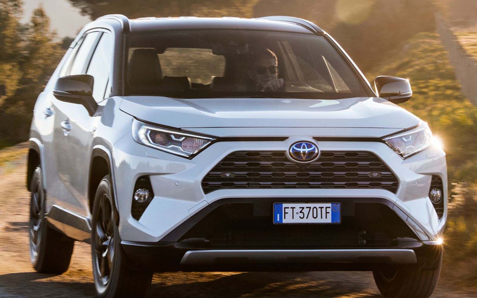 Тойота рав 4 новая модель. Toyota rav4 новый кузов. Тойота рав 4 новый кузов. Новый рав 4 2023. Тойота рав4 в новом кузове 2020.